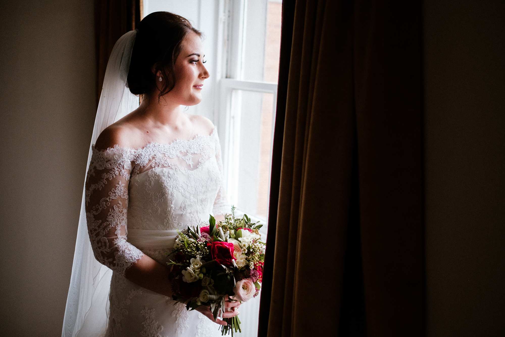February wedding at Highfield Park in Hampshire