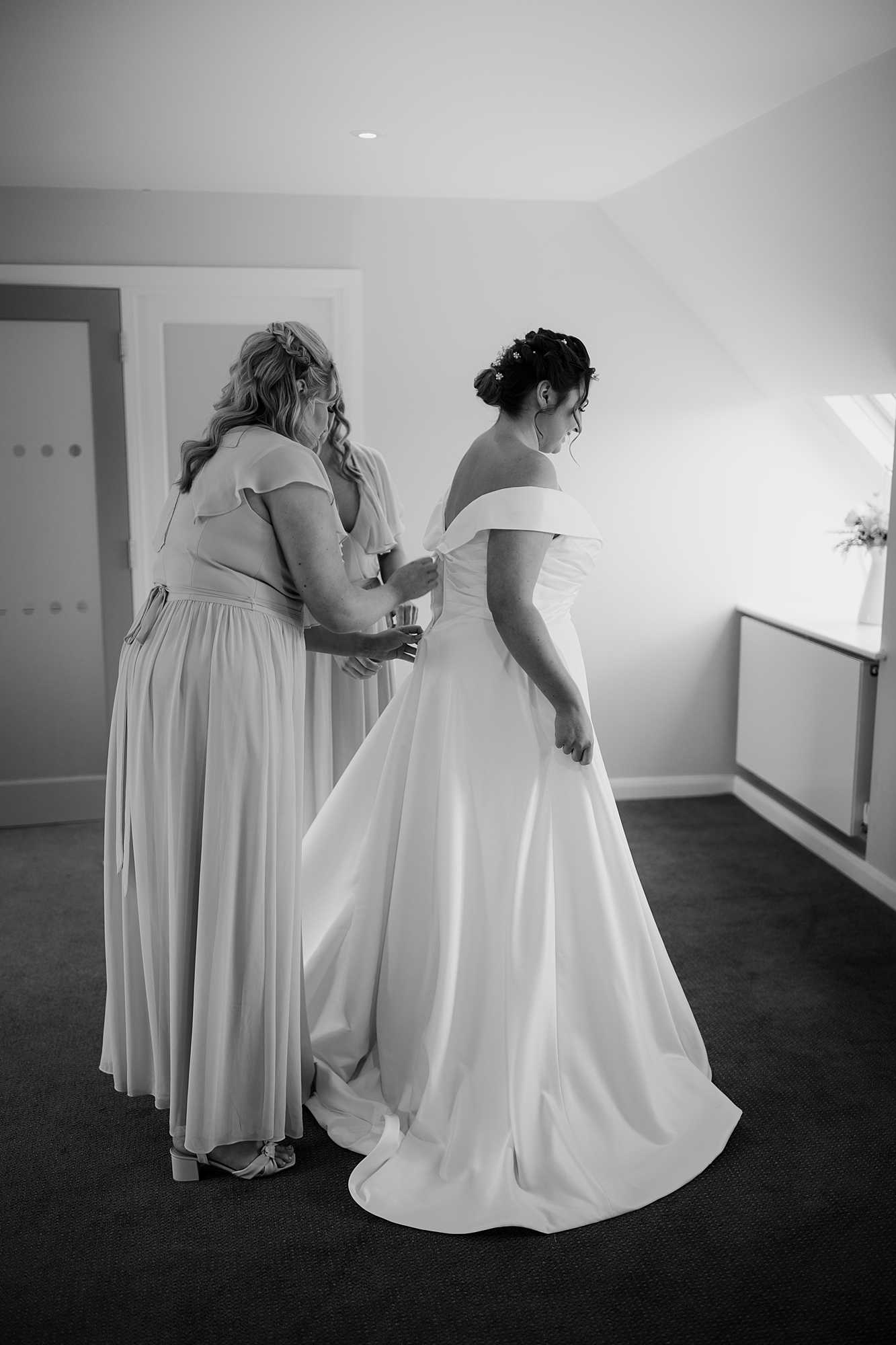 Lucy and Justin's gorgeous wedding at The Gardens in Yalding