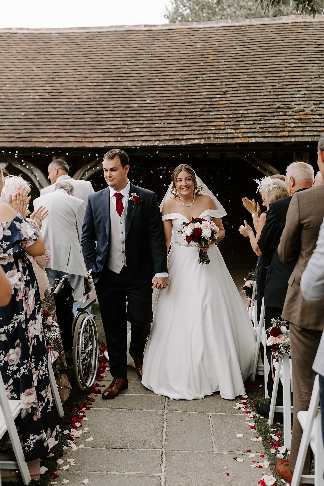 Summer wedding at Winters Barns with Leah and Nick