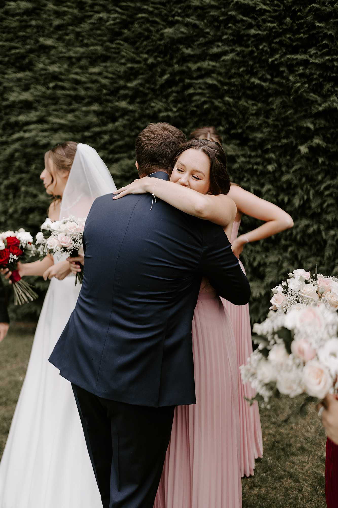 Summer wedding at Winters Barns with Leah and Nick