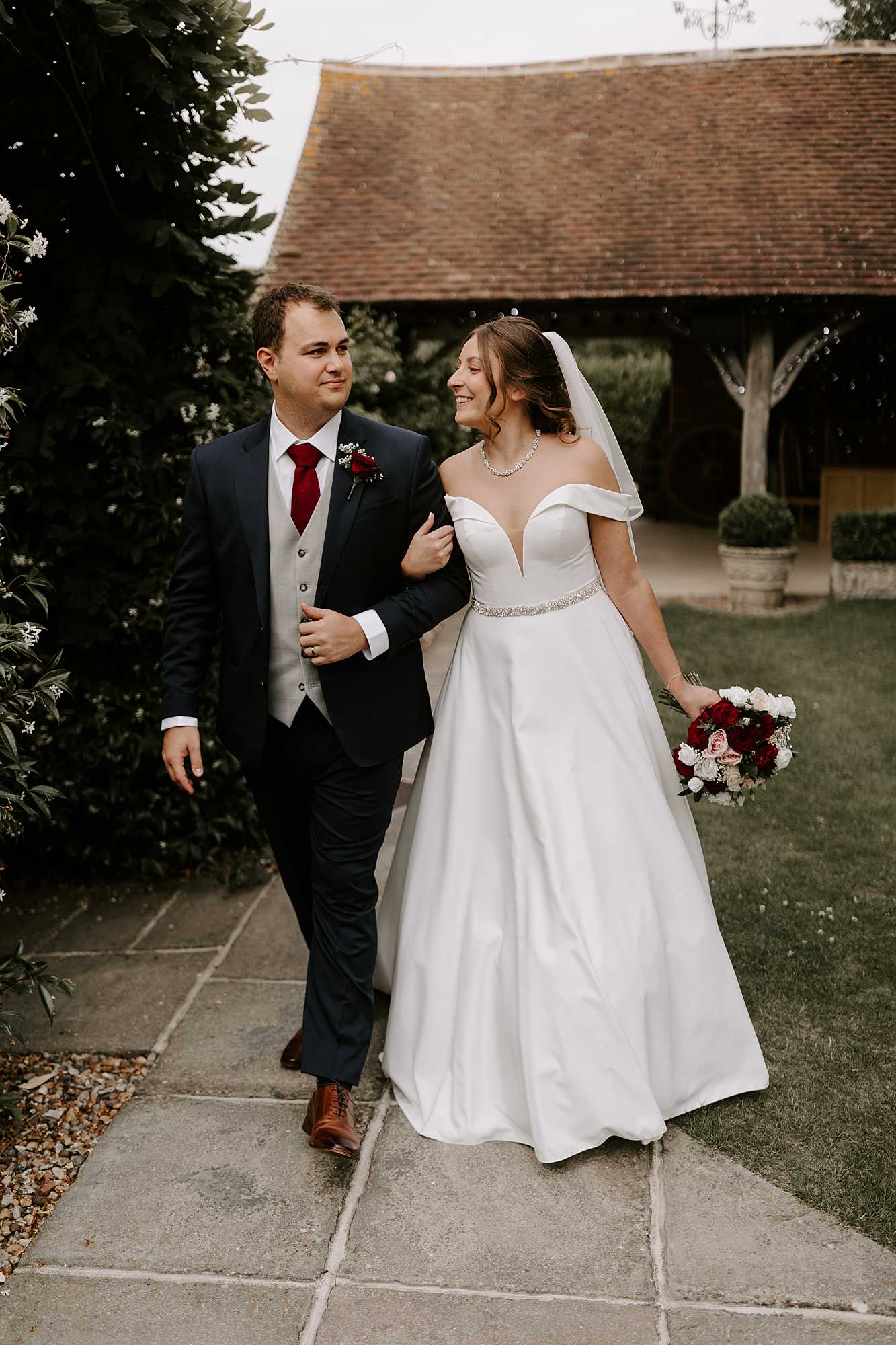 Summer wedding at Winters Barns with Leah and Nick