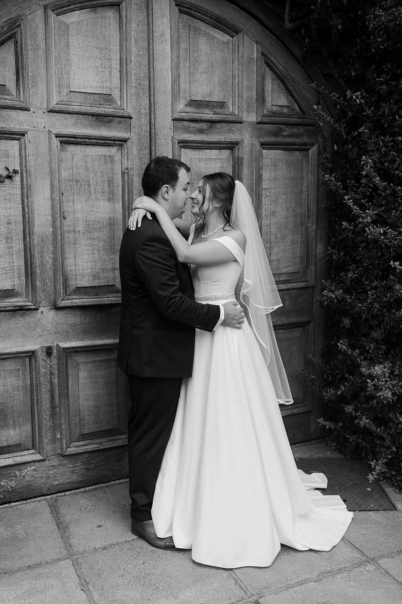 Summer wedding at Winters Barns with Leah and Nick