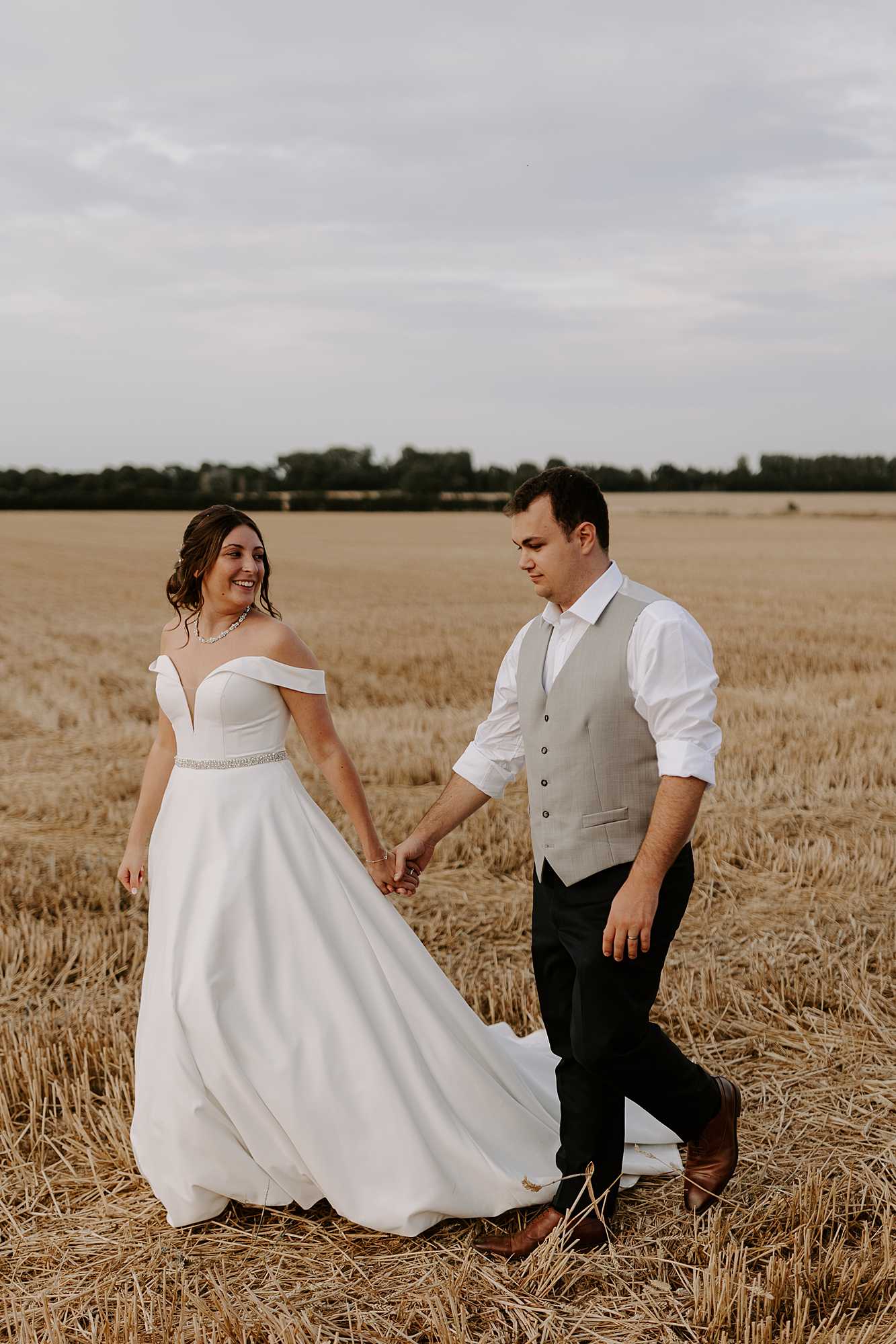 Summer wedding at Winters Barns with Leah and Nick