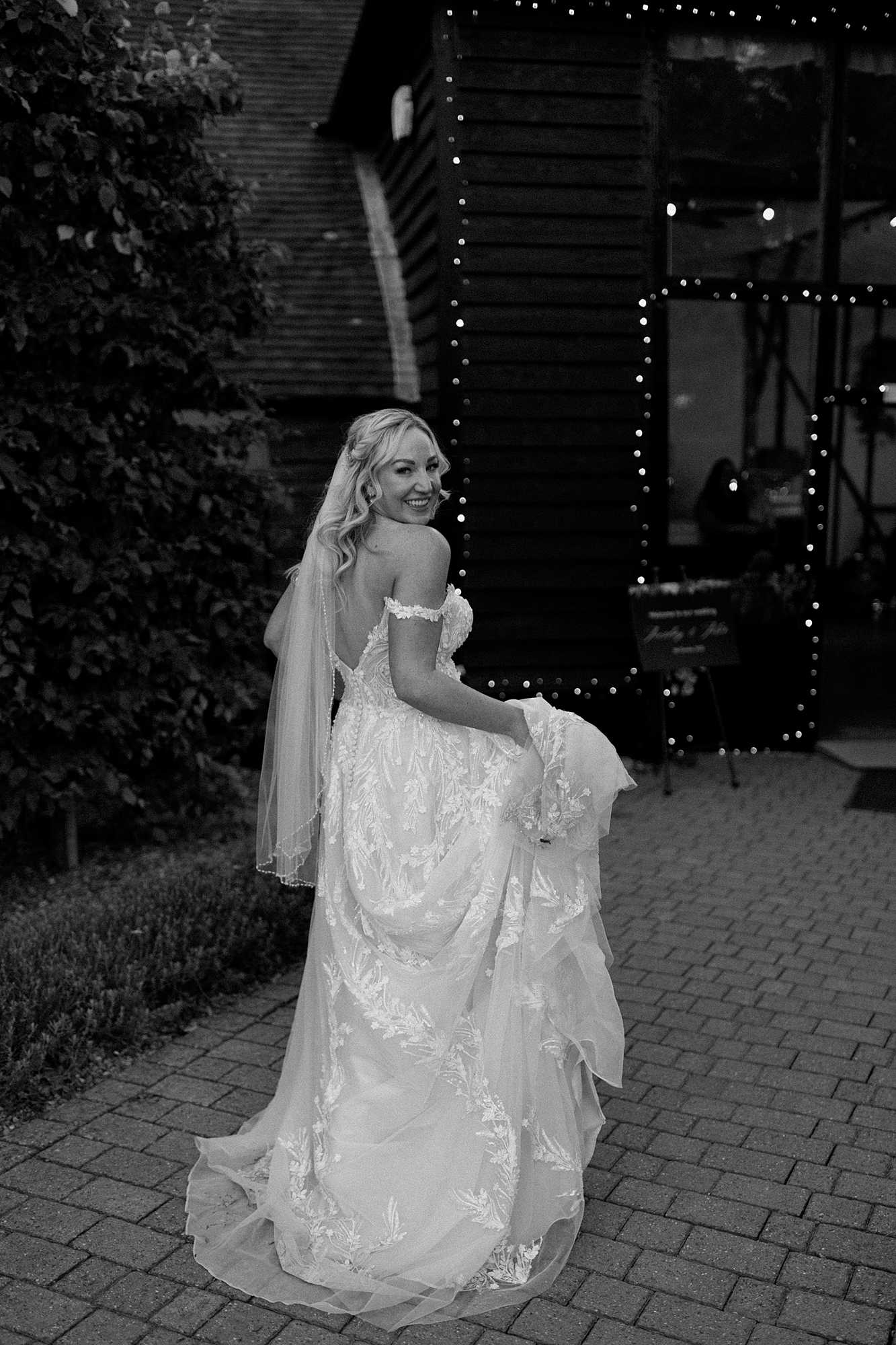 Winters Barns wedding with Tuesday and Fabio