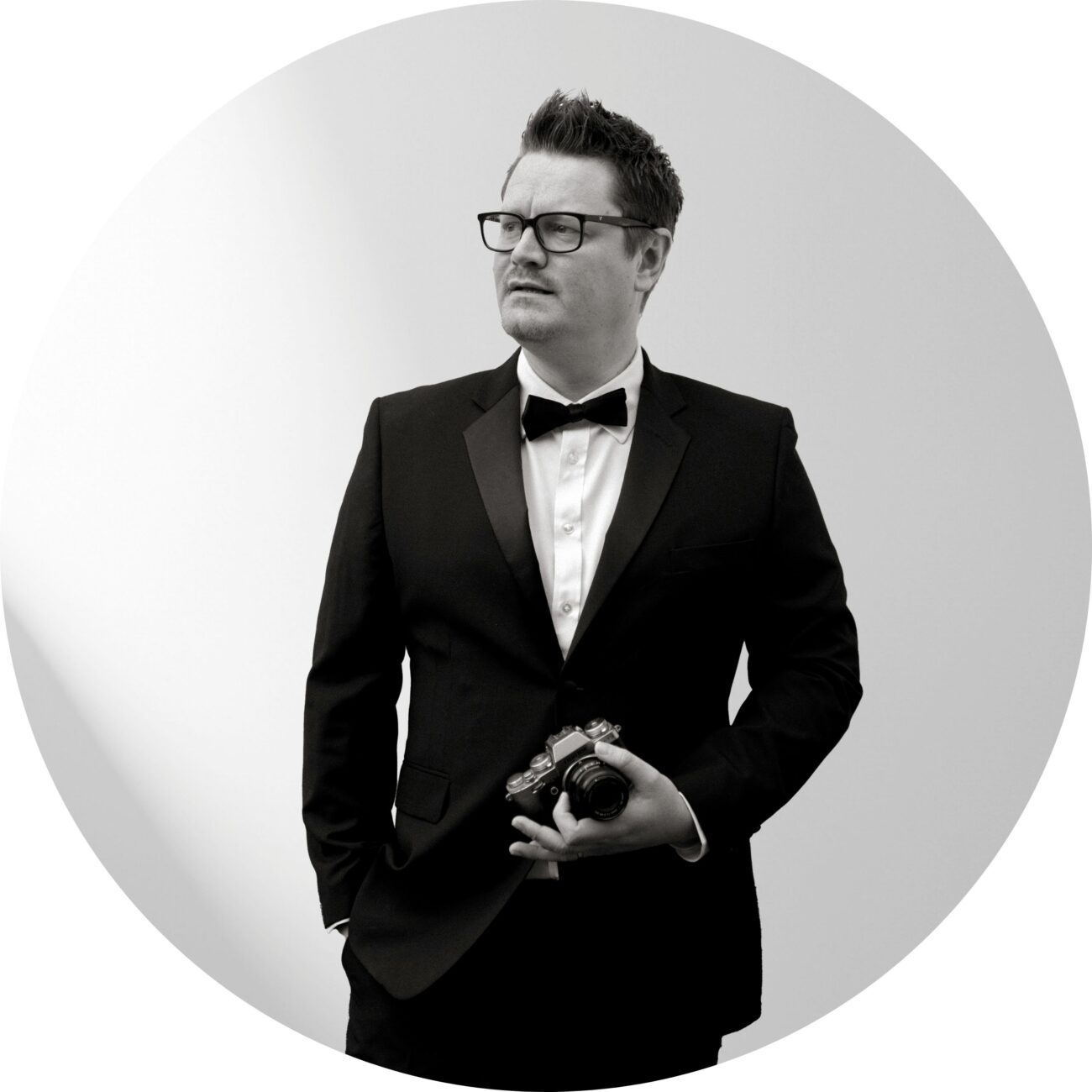 Ross Hurley wedding photographer in a tuxedo